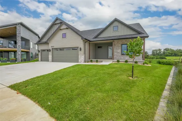 5821 Rose Circle, Des Moines, IA 50321