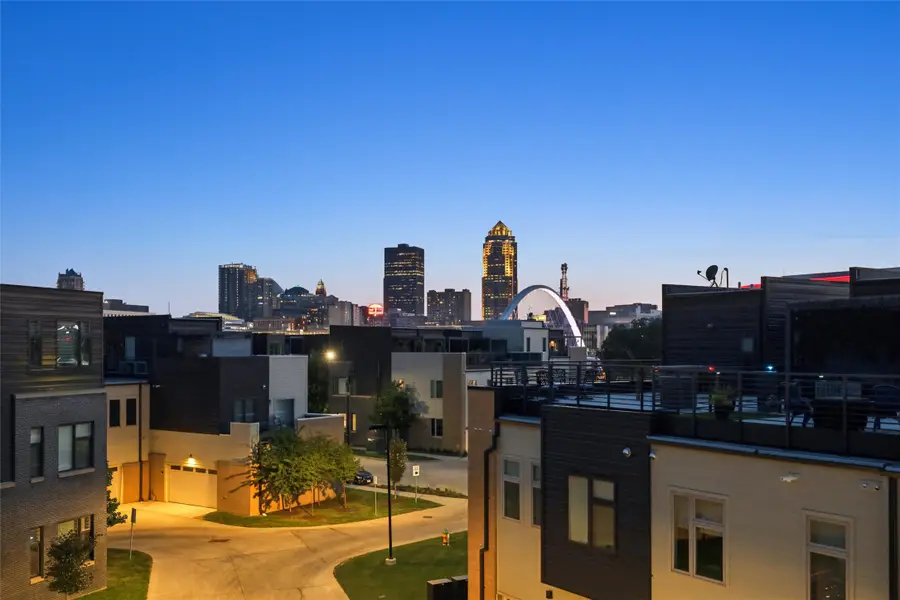 841 E 2nd Street, Des Moines, IA 50309 - #2