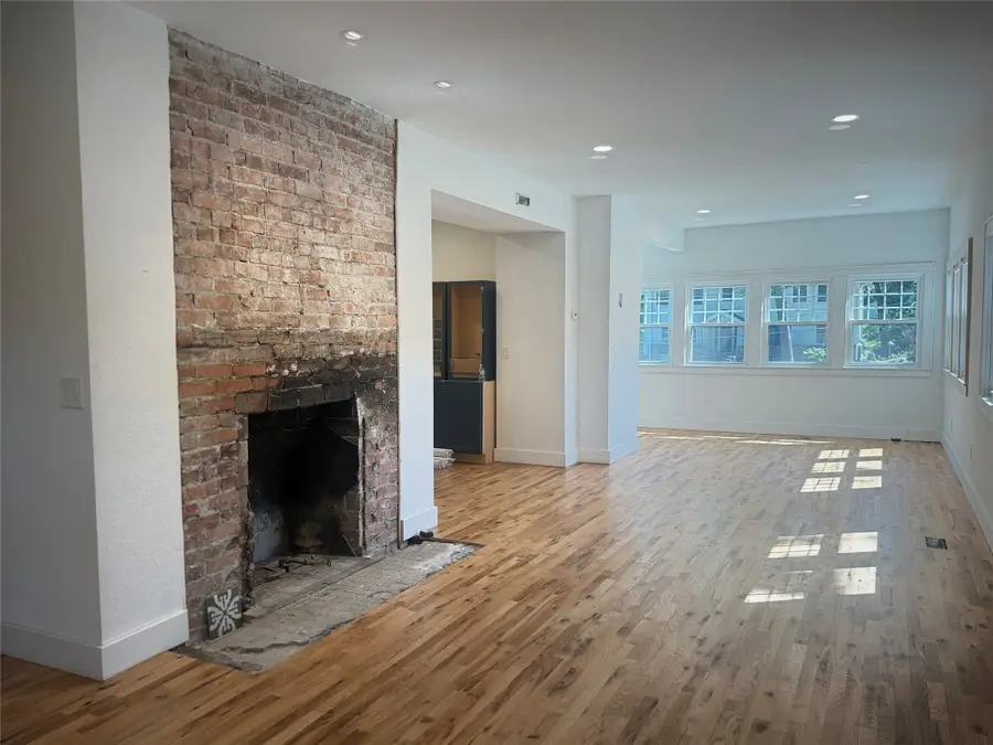 5101 Shriver Avenue, Des Moines, IA 50312 - #2