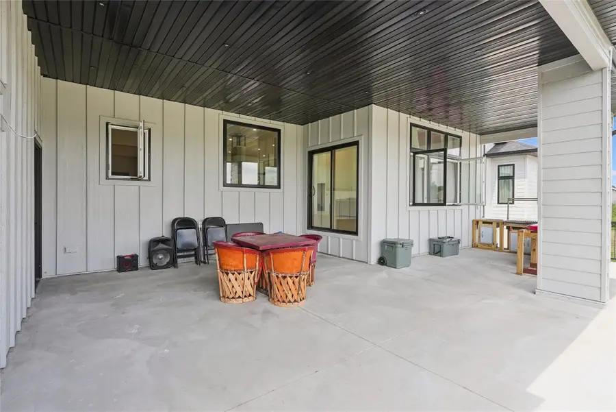 1312 Schmalle Circle, Belmond, IA 50421 - #3