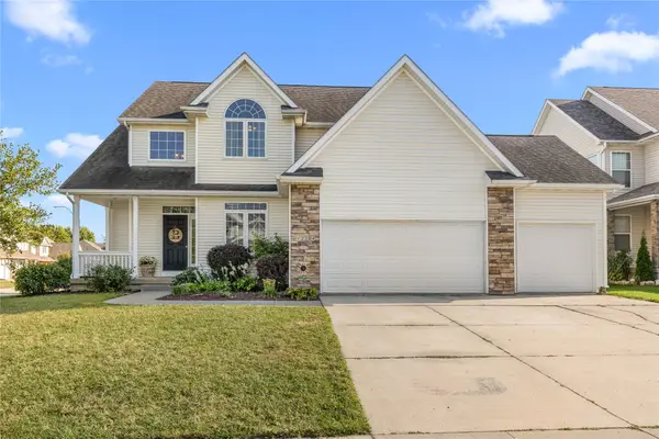 12204 Valdez Drive, Urbandale, IA 50323