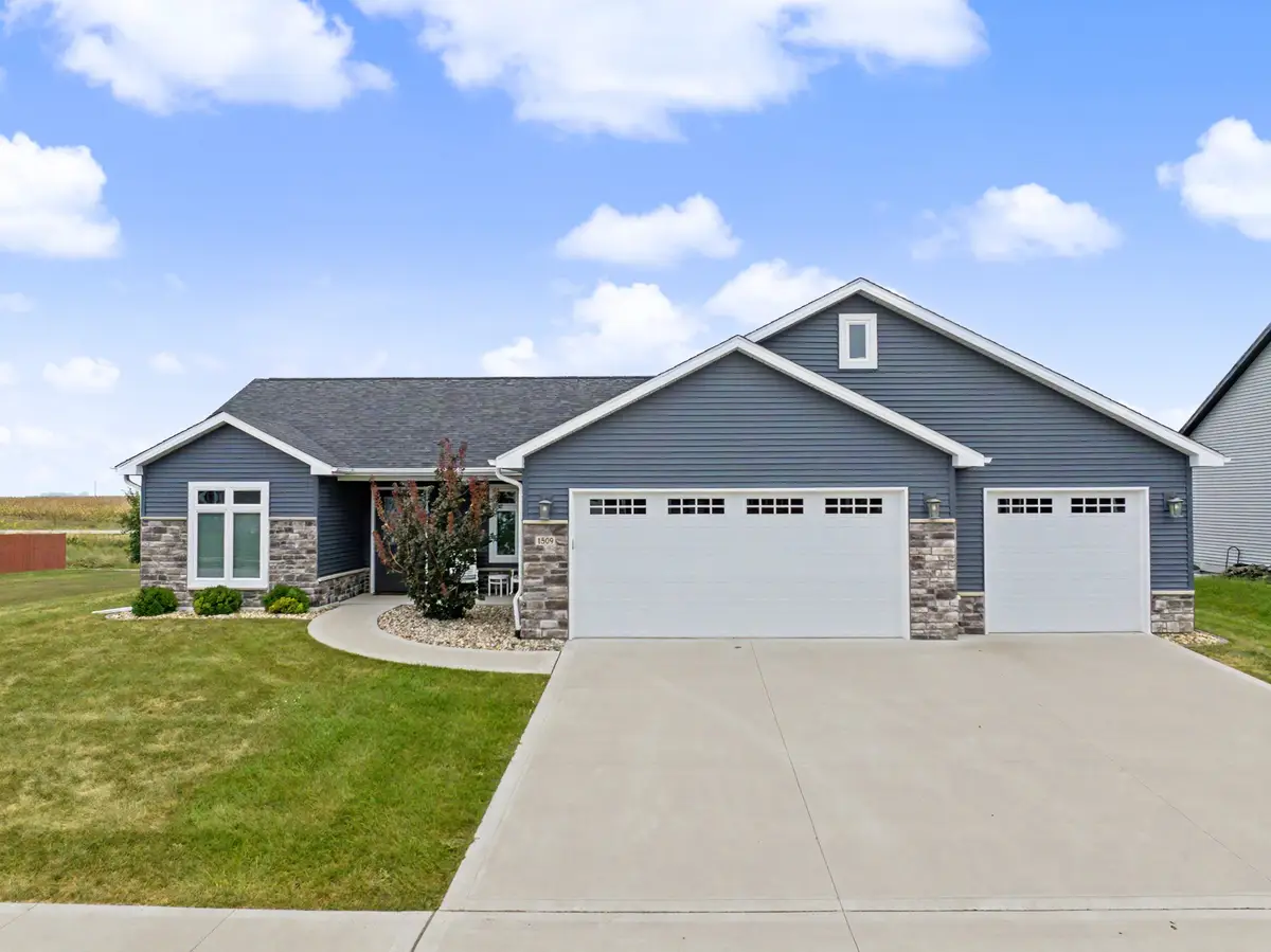 1509 Ledges Drive, Ames, IA 50010 - #1