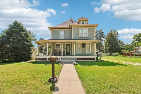 612 W Jefferson Street, Winterset, IA 50273