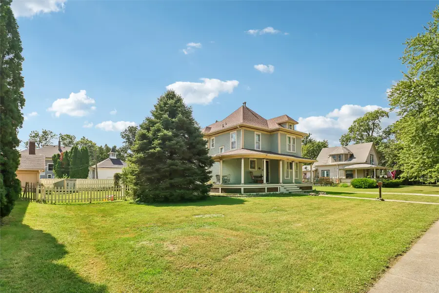 612 W Jefferson Street, Winterset, IA 50273 - #2