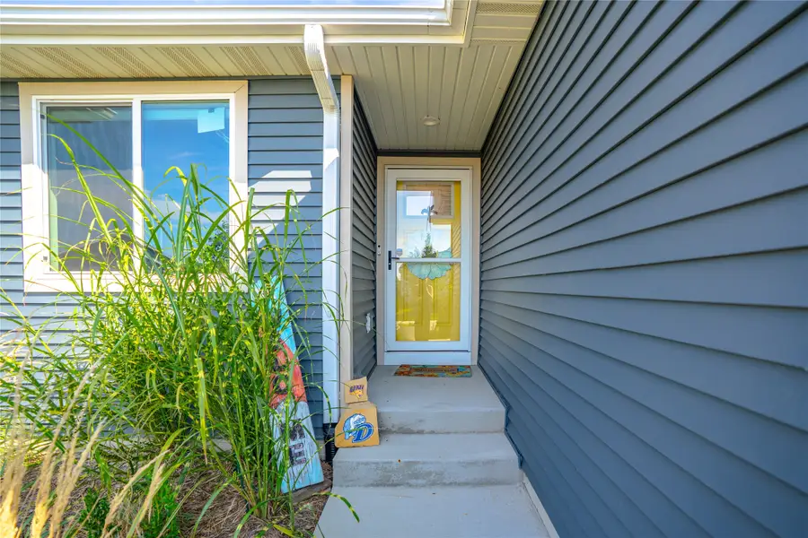 3218 NE 6th Lane, Ankeny, IA 50021 - #3