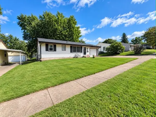 3841 E 39th Court, Des Moines, IA 50317