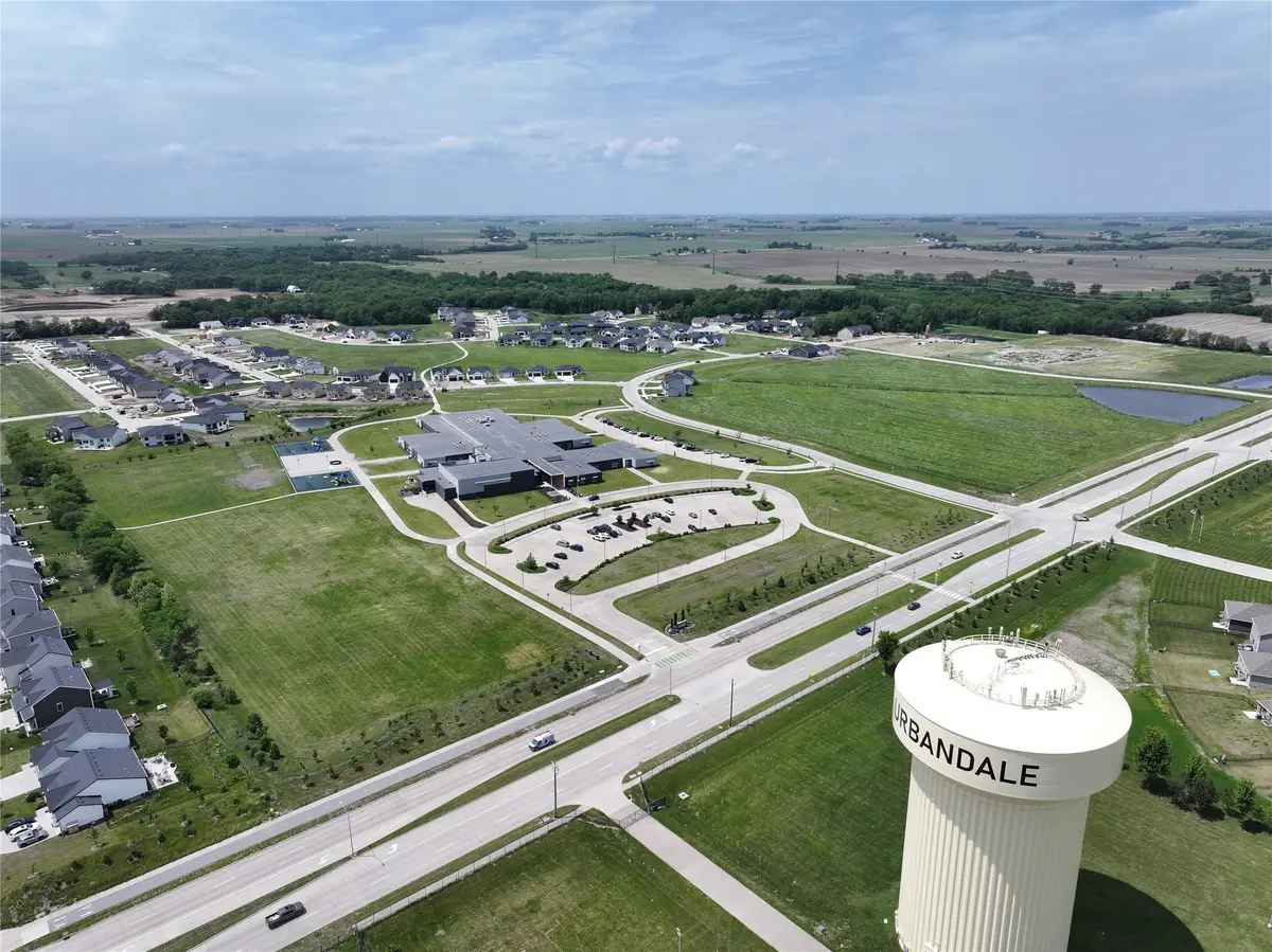 17550 Northview Drive, Urbandale, IA 50263 - #1