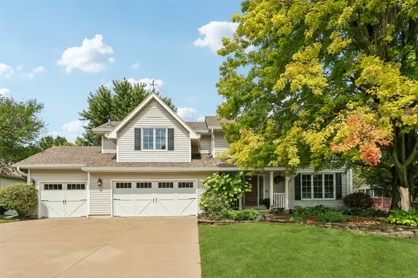 12851 Walnut Ridge Drive, Clive, IA 50325
