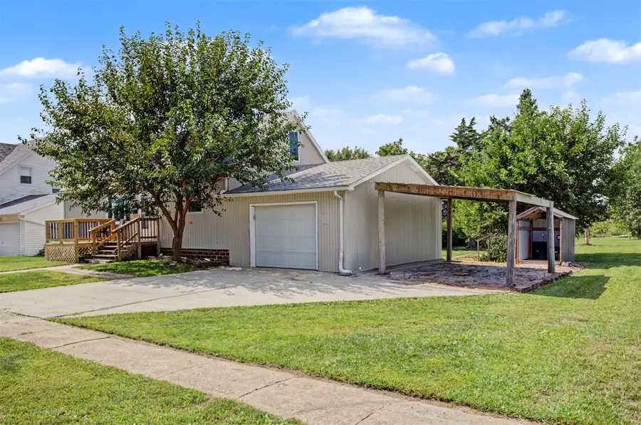 380 N 3rd Street, McCallsburg, IA 50154 - #3