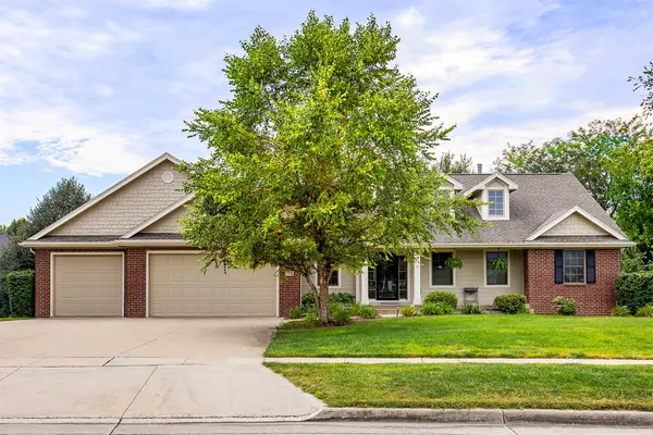 7416 Longboat Drive, Johnston, IA 50131