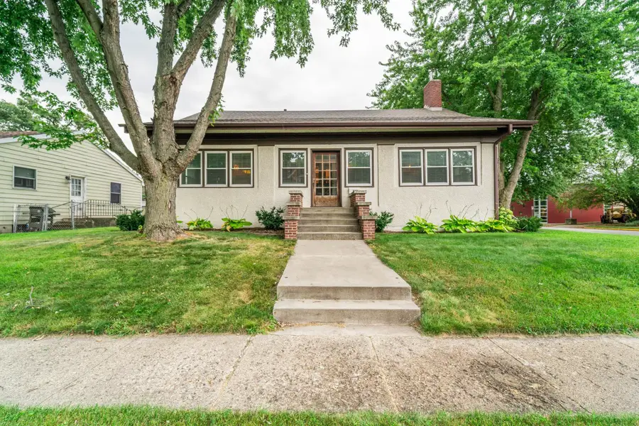 708 Lincoln Highway, Nevada, IA 50201 - #2
