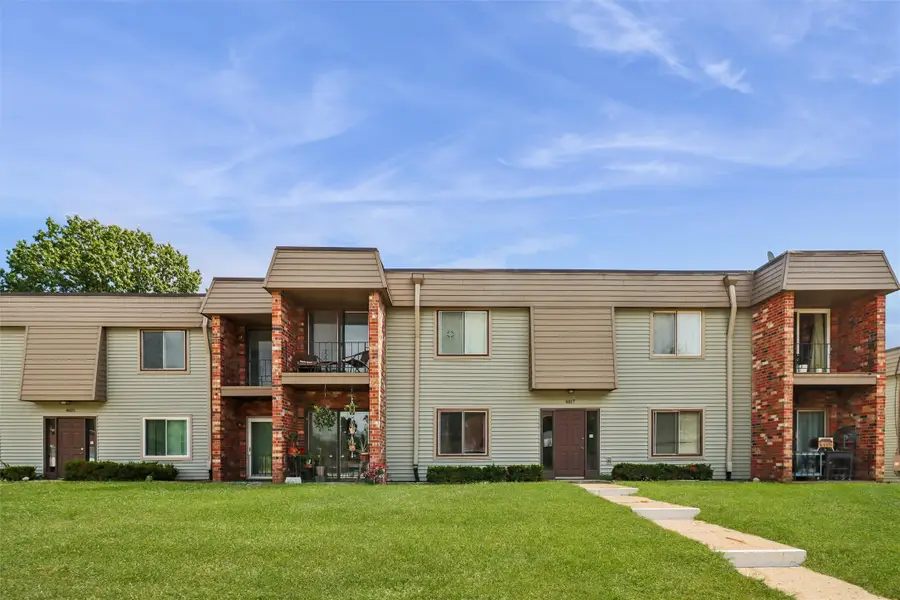 4817 Woodland Avenue #2, West Des Moines, IA 50266 - #2