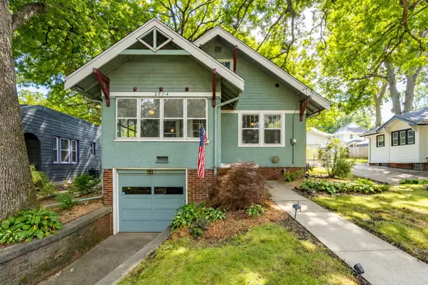 2704 Moyer Street, Des Moines, IA 50310