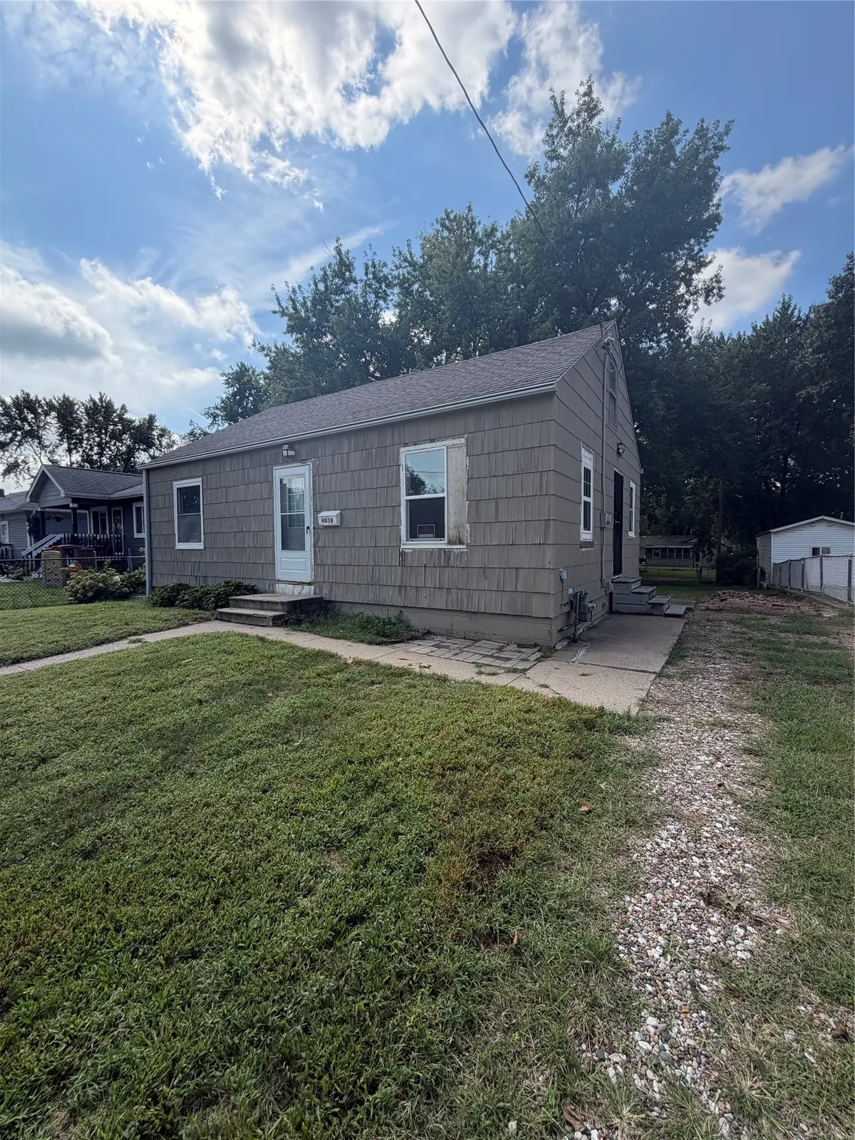 4038 6th Avenue, Des Moines, IA 50313 - #1