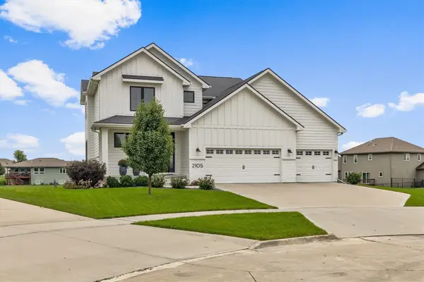 2105 NW 29th Court, Ankeny, IA 50023