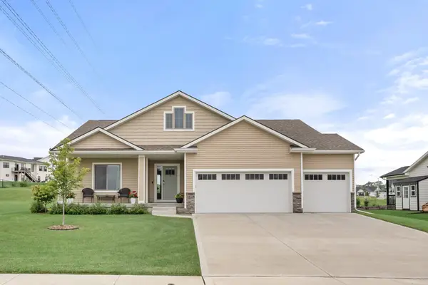5628 163rd Street, Urbandale, IA 50323