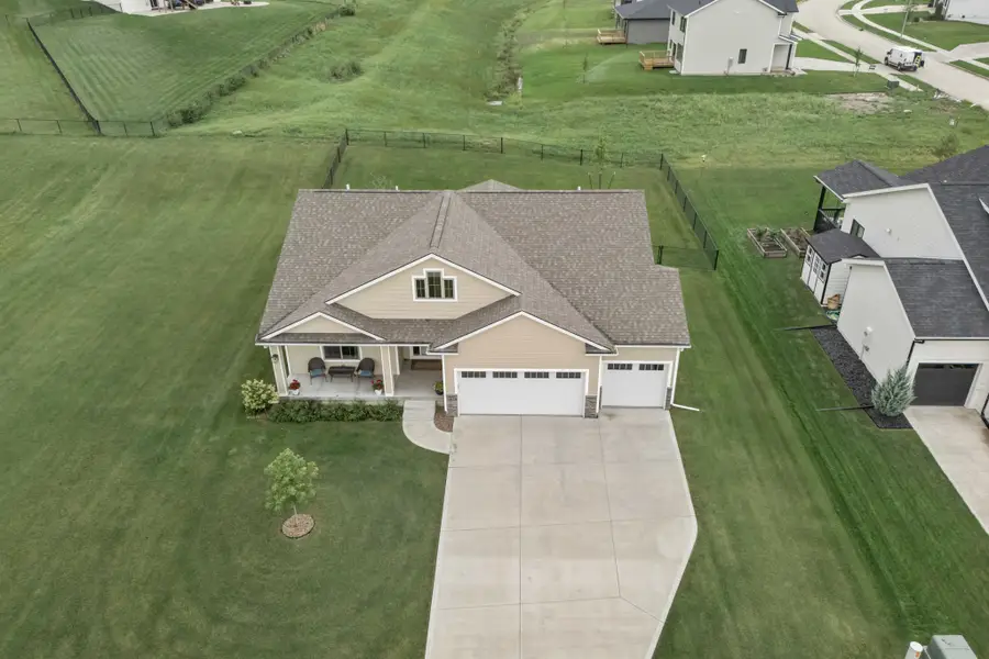 5628 163rd Street, Urbandale, IA 50323 - #3