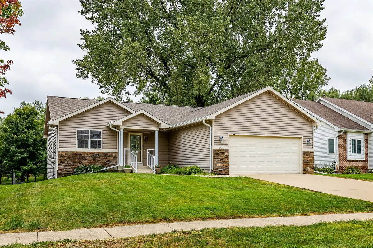 3005 Hart Avenue, Des Moines, IA 50320 - #1
