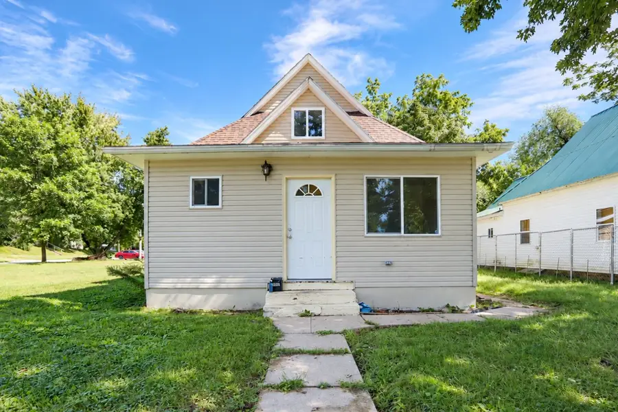 1620 6th Street, Perry, IA 50220 - #2