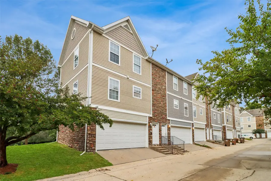 6336 Gold Leaf Lane, Pleasant Hill, IA 50327 - #2