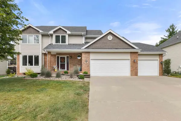 2421 Park Drive, West Des Moines, IA 50265