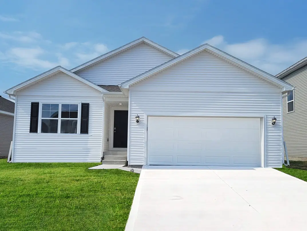 422 Kingfisher Drive, Norwalk, IA 50211 - #1