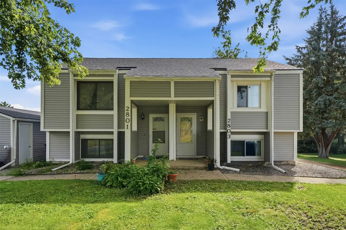 2801 & 2803 SE 19th Street, Des Moines, IA 50320 - #1
