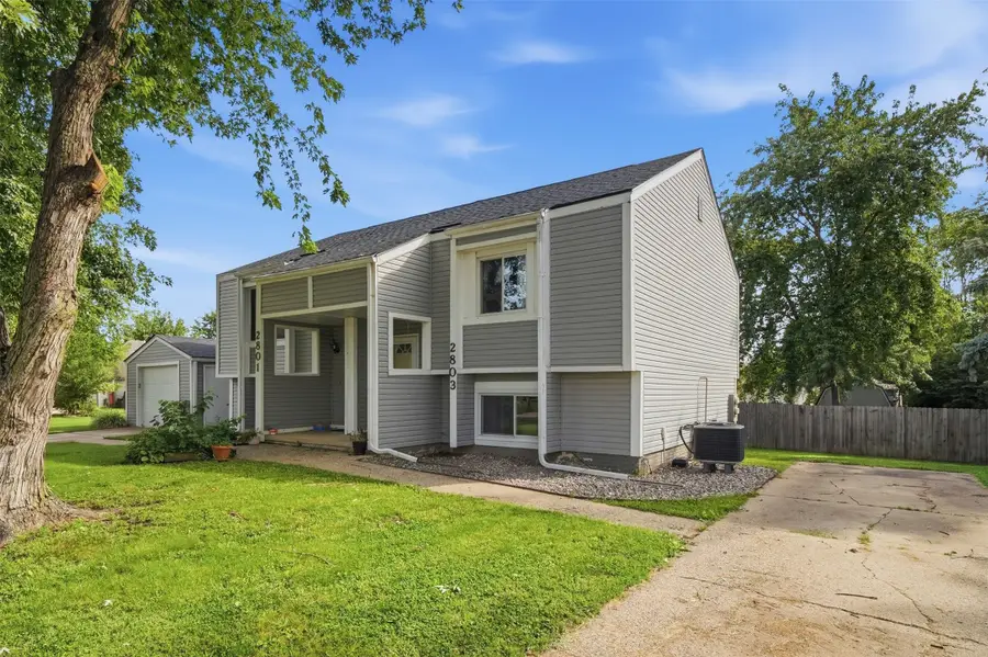 2801 & 2803 SE 19th Street, Des Moines, IA 50320 - #3
