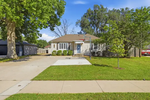 5445 NW 62nd Avenue, Johnston, IA 50131