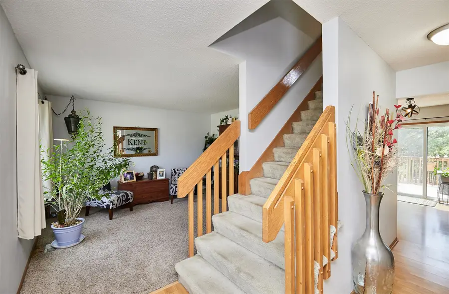 6152 Dakota Drive, West Des Moines, IA 50266 - #2