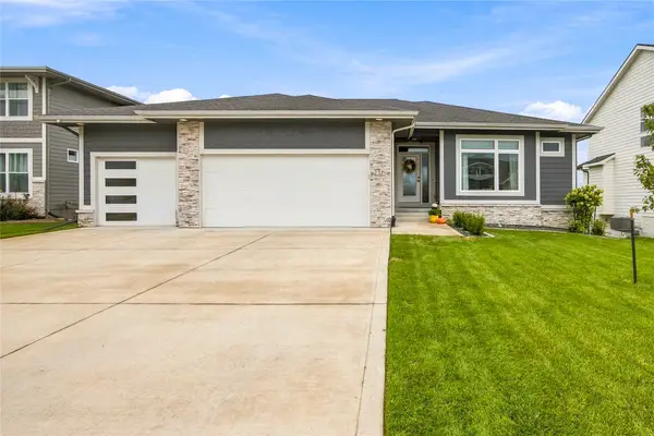 2376 SE 5th Street, West Des Moines, IA 50265