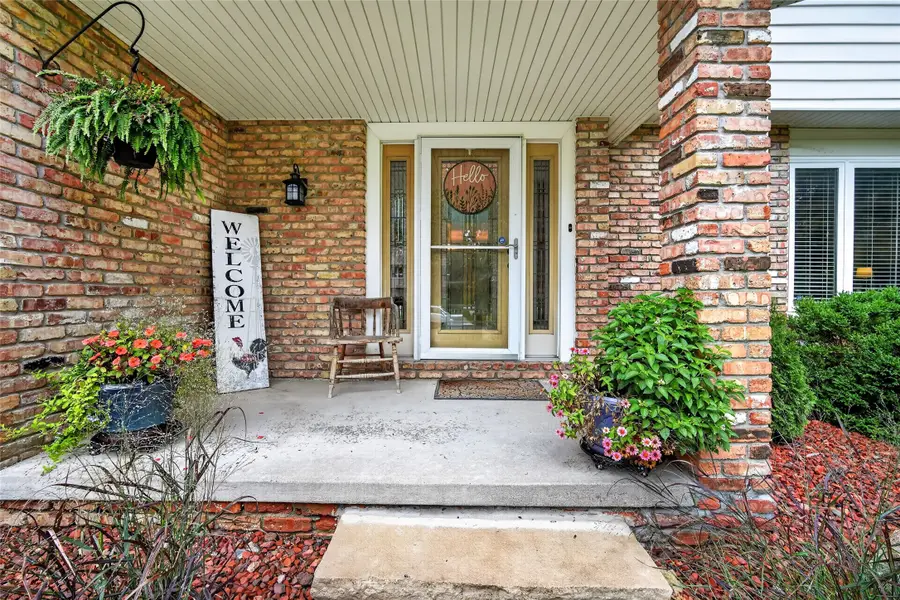 513 51st Street, West Des Moines, IA 50265 - #2