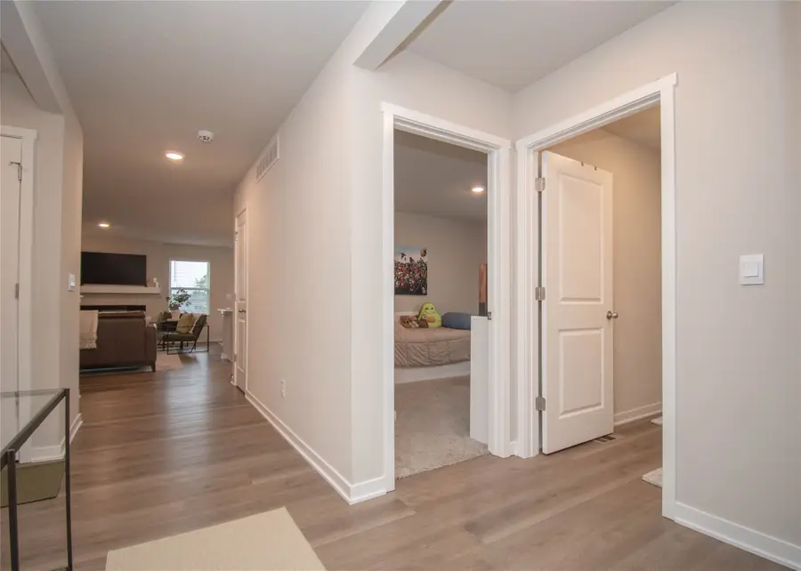 15206 Ironwood Lane, Urbandale, IA 50111 - #3