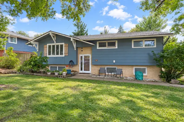 8194 Sunrise Boulevard, Clive, IA 50325