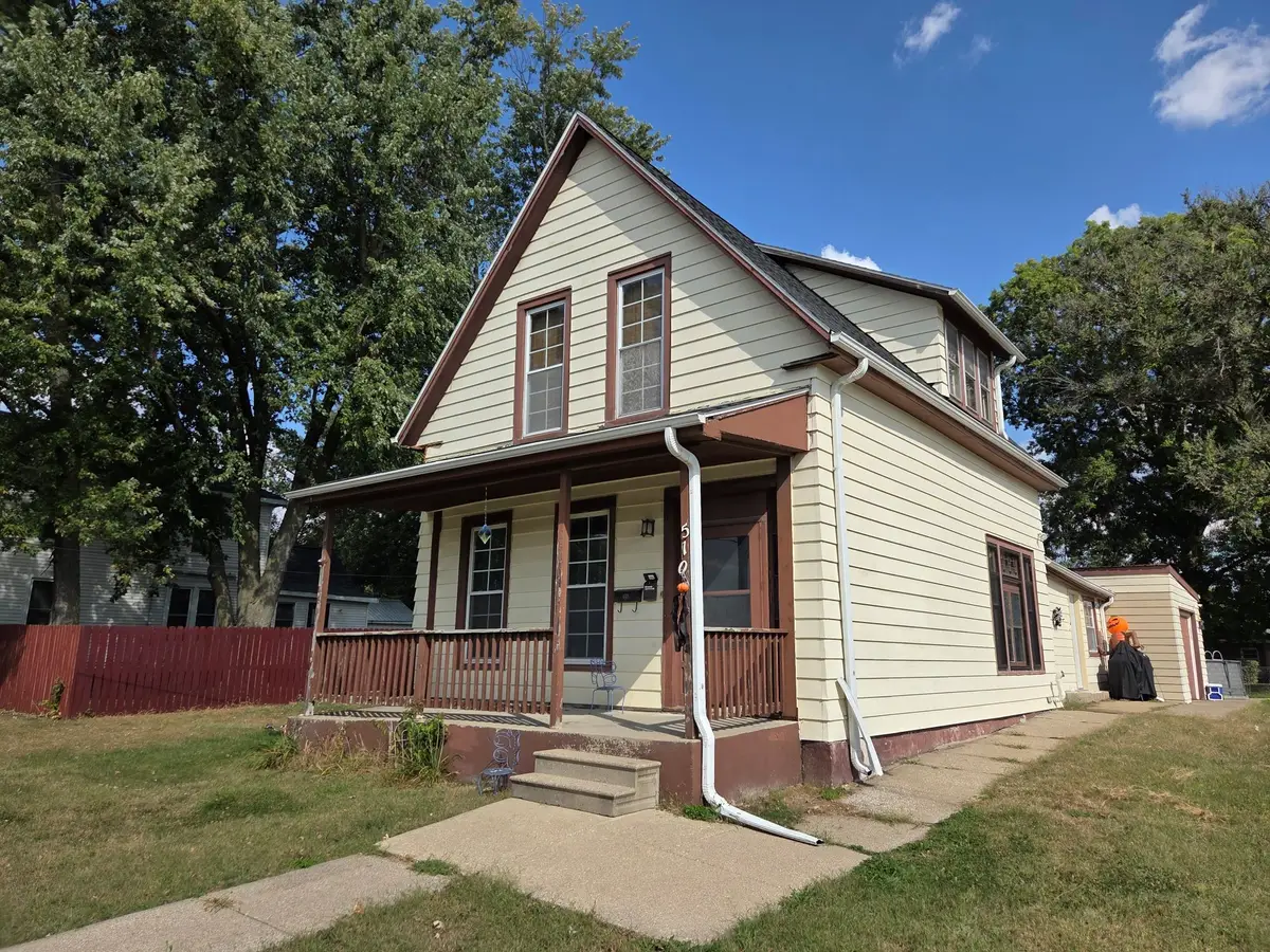 510 S Jefferson Way, Indianola, IA 50125 - #1