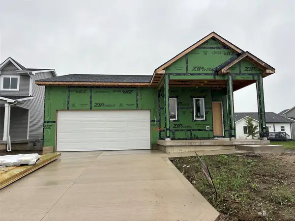 1826 Gordon Court, Norwalk, IA 50211