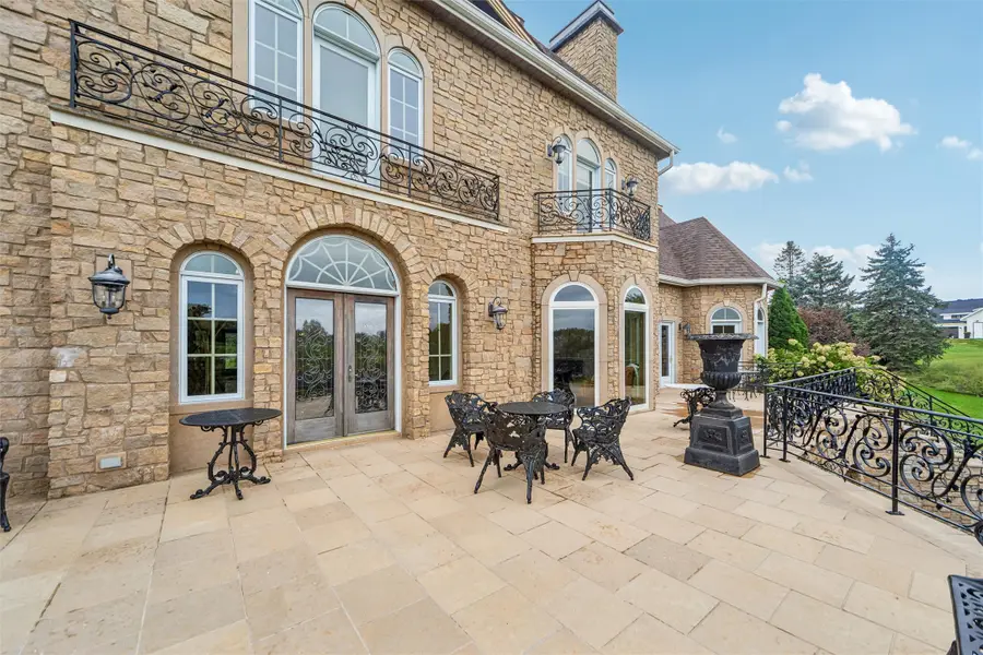 1746 Burr Oaks Drive, West Des Moines, IA 50266 - #3