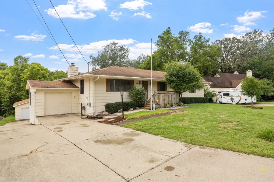 4750 NW Piekenbrock Drive, Des Moines, IA 50310 - #2