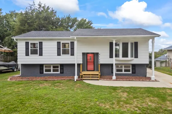 9128 Woodmayr Drive, Norwalk, IA 50211