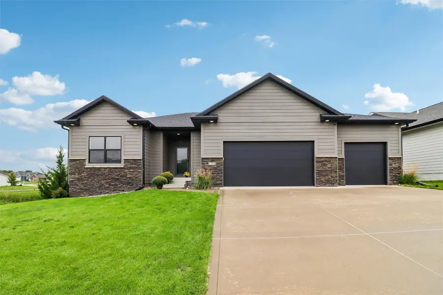 1104 SW 7th Street, Grimes, IA 50111 - #2