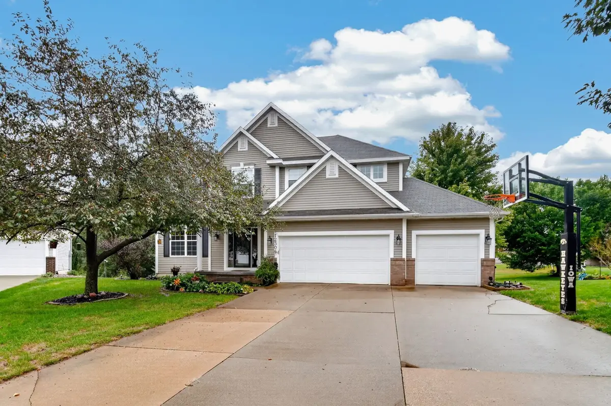 12306 Townsend Avenue, Urbandale, IA 50323 - #1