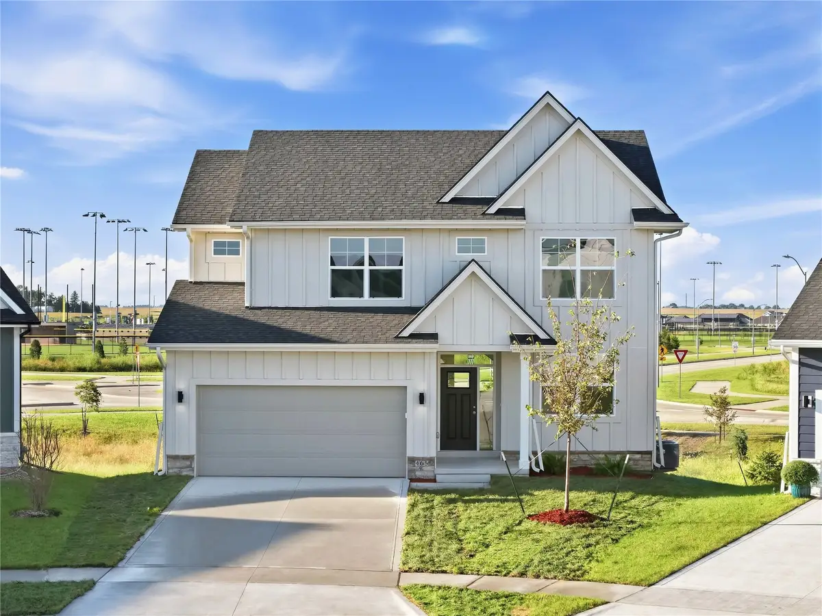 465 NW Independence Circle, Waukee, IA 50263 - #1