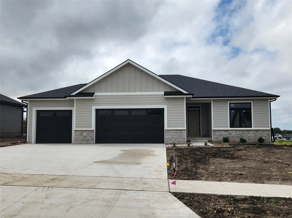 3302 SE Bannister Drive, Ankeny, IA 50021 - #1