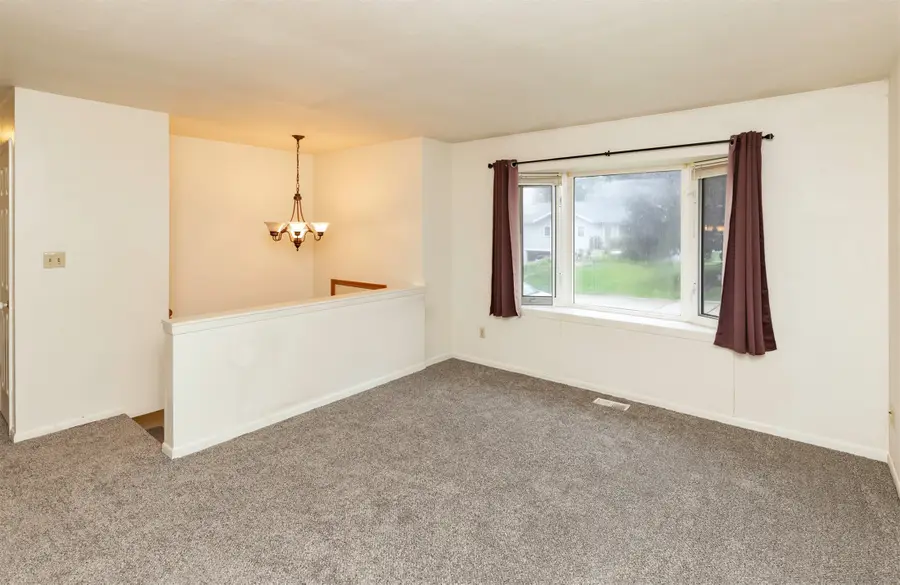 4657 Hyperion Drive, Norwalk, IA 50211 - #2