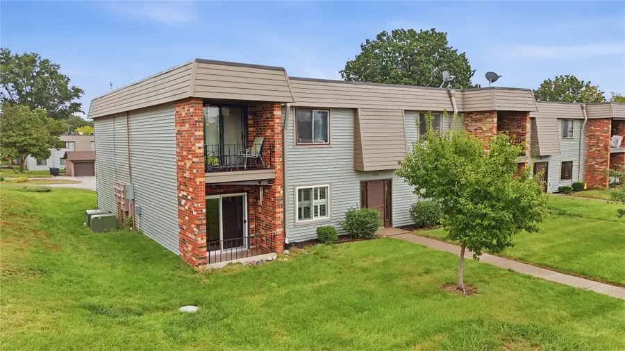 4841 Woodland Avenue #6, West Des Moines, IA 50266 - #2