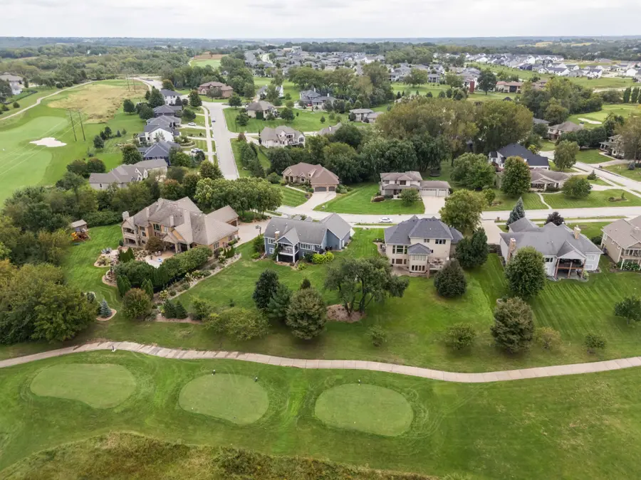3704 Bluestem Road, Norwalk, IA 50211 - #2