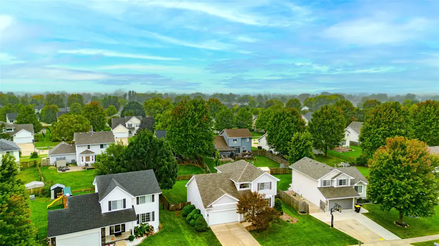 570 SE Windfield Drive, Waukee, IA 50263 - #2