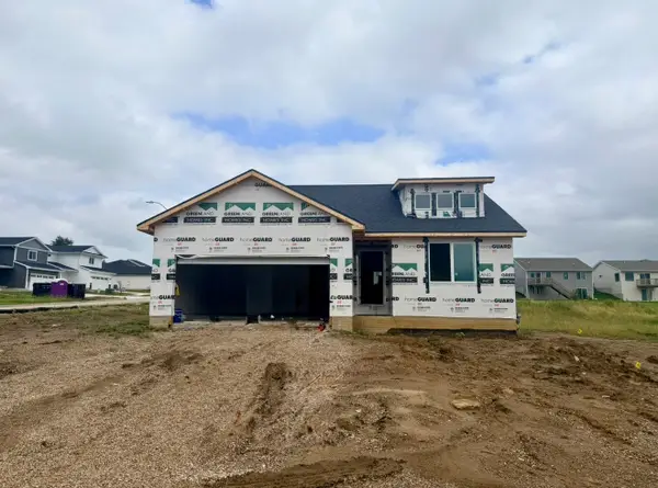 100 Canyon Drive, Norwalk, IA 50211