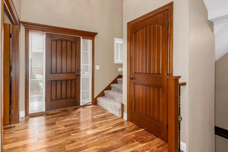 1406 S Sugar Creek Court, West Des Moines, IA 50266 - #3