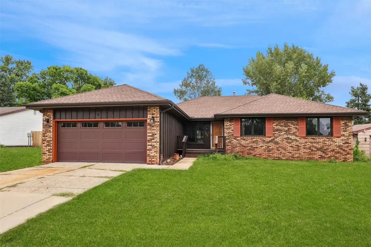 1006 SE Uehlamar Drive, Ankeny, IA 50021 - #1